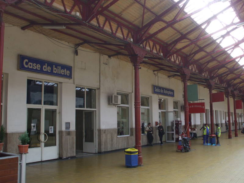 Ticket offices at the Bucureşti Nord train station.