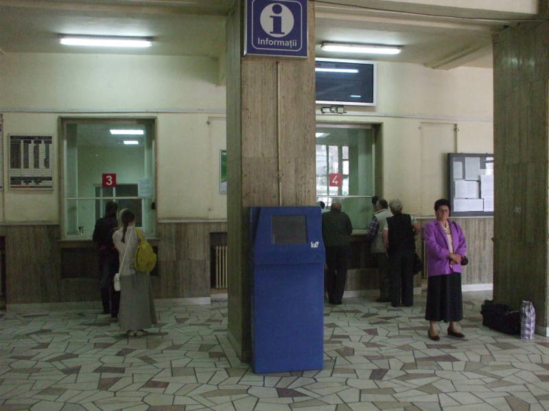 International ticket office at the Bucureşti Gară de Nord train station.