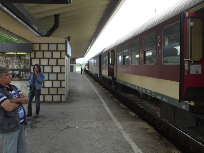 The Bulgarian coach cars arrive from Sofia.