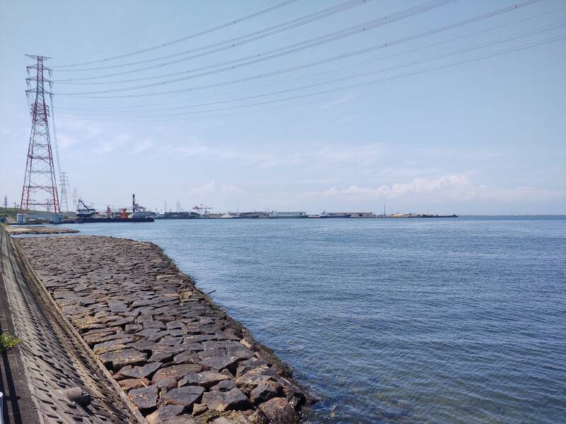 Walking west from Tsukiyama Kofun along the waterfront.