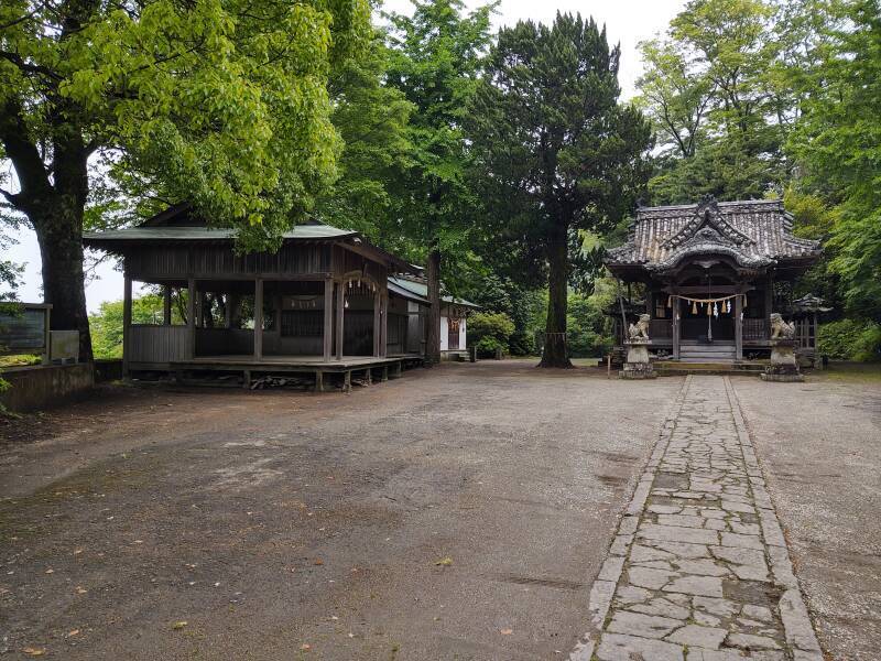 Kanzaki Hachiman Shrine.