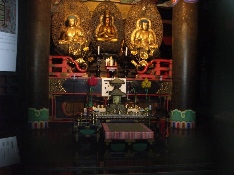 Buddhist temple altar at Kōyasan.