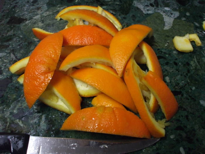 Orange peels: fairly thick and dark orange.