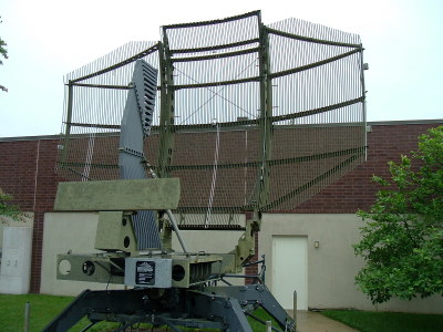 Microwave air surveillance radar antenna and feed system.