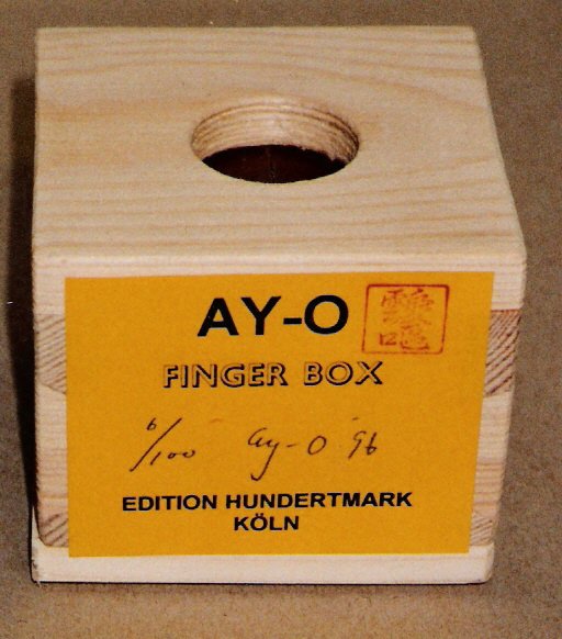 A Japanese finger box produced for the German export market.
