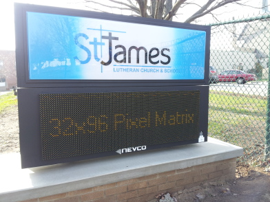 This sign has a 32x96 pixel matrix.