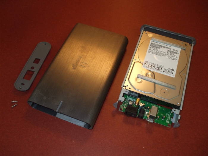 iOmega external disk, disk and USB interface are removed from the case.