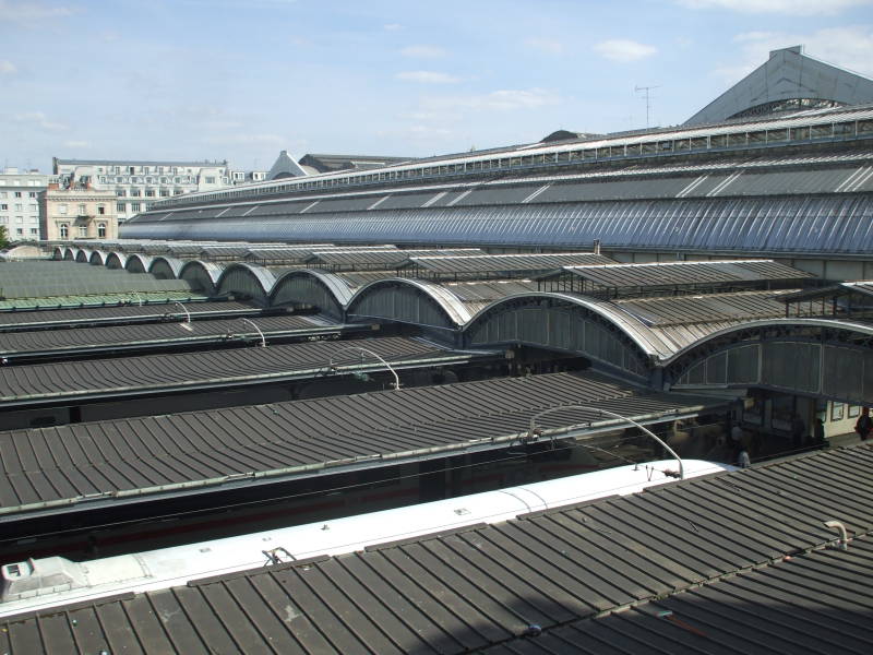 Large French train station:  Paris Gare St-Lazare.