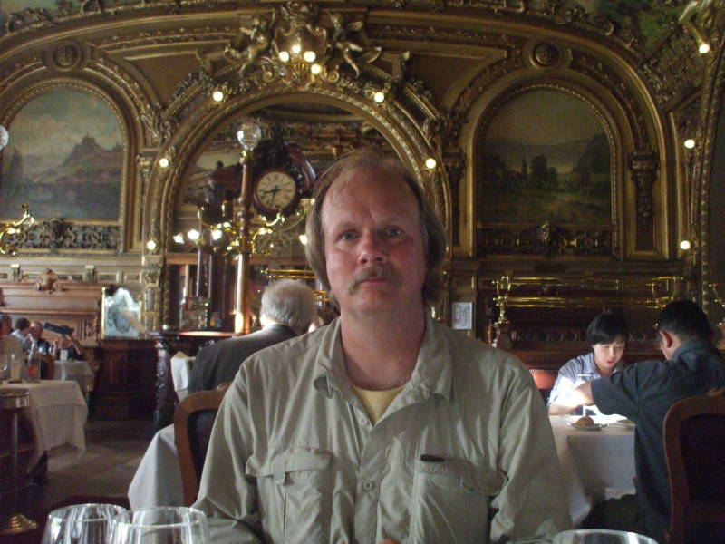 Bob having a very nice meal in Le Train Bleu restaurant inside Paris Gare de Lyon train station.