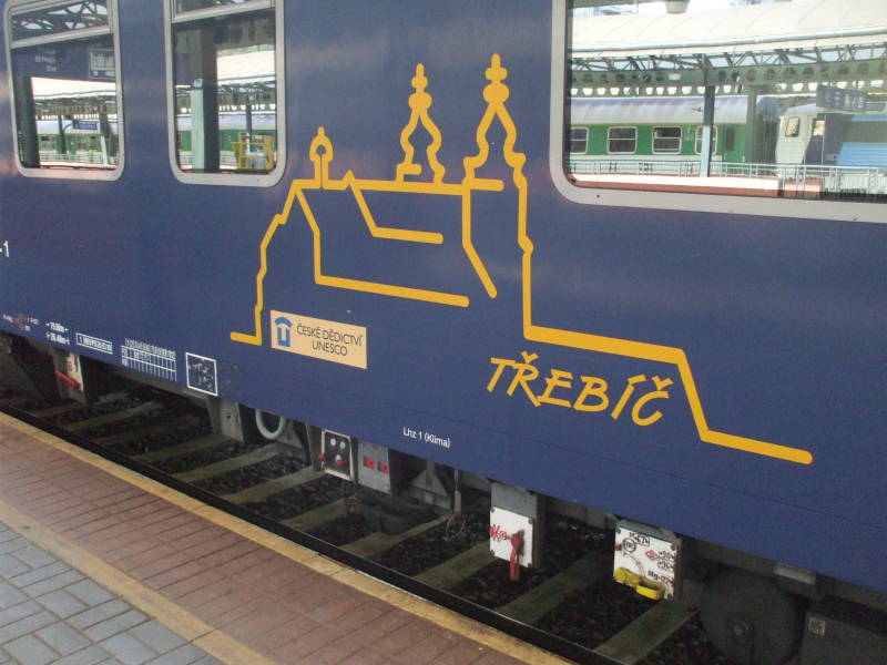 City Night Line train in Praha hlavní nádraží, or Prague Central Station.