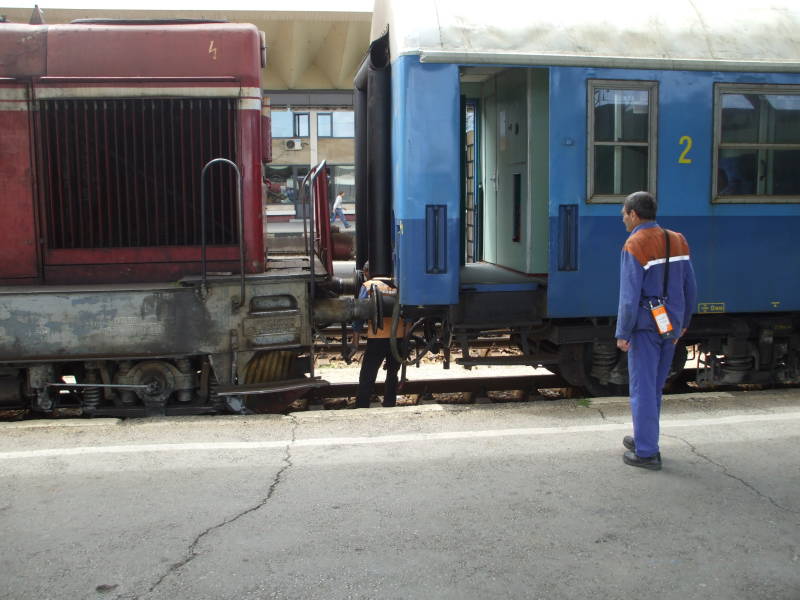 Bulgarian switching locomotive is attached in Gorna Oryahovitsa.