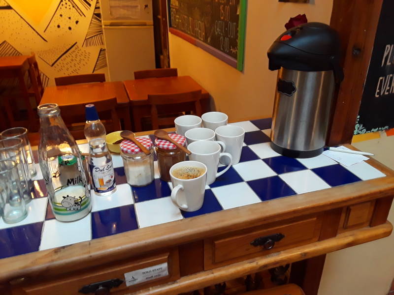 Breakfast at Acuarelo Hostel in Valparaiso