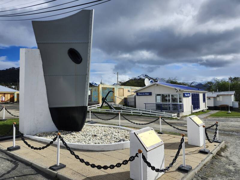 Replica bow of the M/V Yelcho, and Banco de Chile.