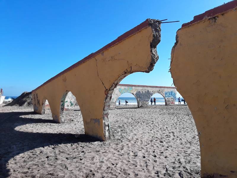 El Faro, at the beach in La Serena, Chile; broken walls.