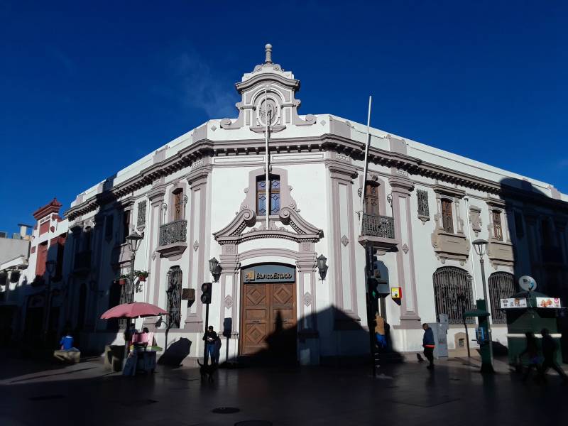 Spanish Colonial Revival architecture along Arturo Prat in La Serena, Chile; Banco Estado.