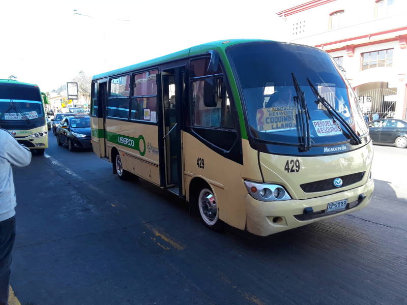 Wandering the neighborhoods of La Serena, Chile; minibus to Coquimbo.