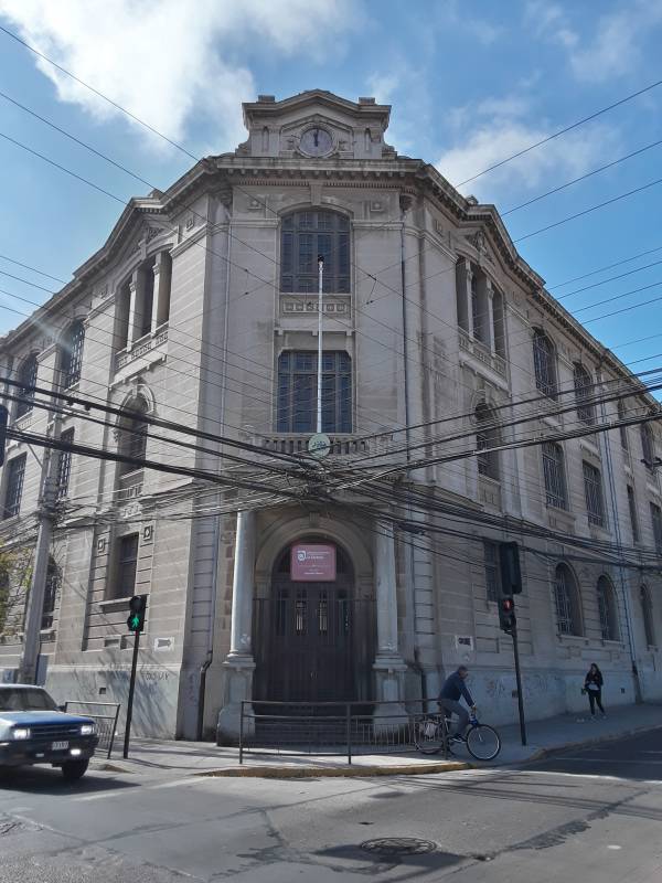 Neocolonial architecture in La Serena, Chile; Colegio Germán Riesco.
