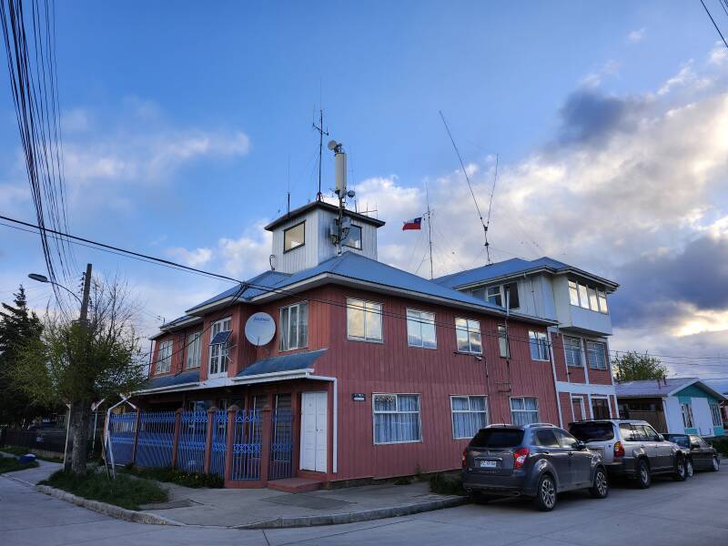 Building with an impressive set of antennas, from HF up into microwaves.