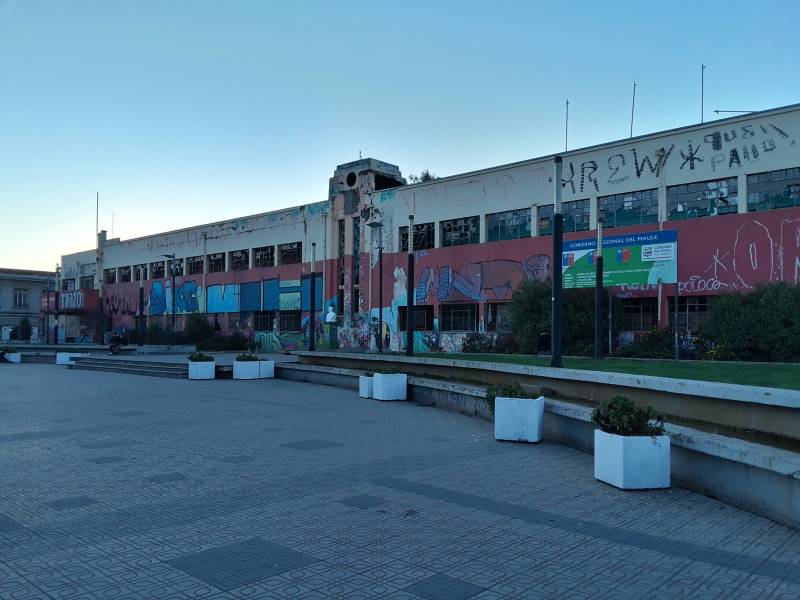 Earthquake-damaged large school in Talca, Chile.