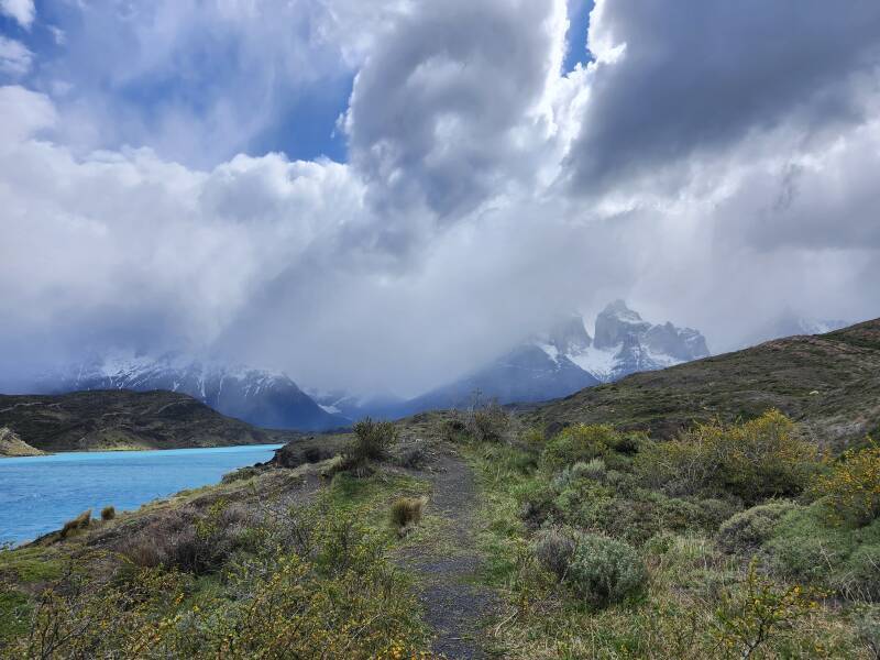 Turning back, looking north from near the north end of Rio Paine at 13:19:25.