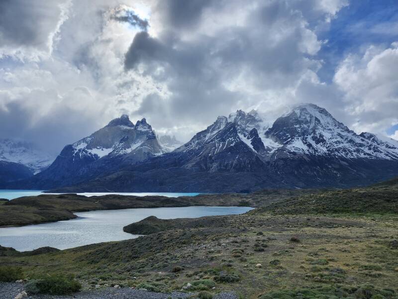 Cuernos del Paine and Monte Almirante Nieto.