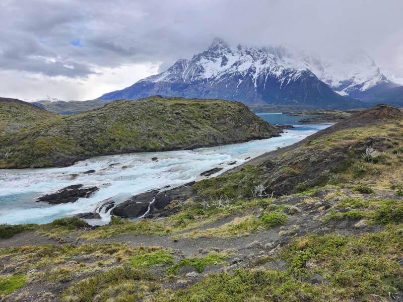 Water flowing from Lago Nordenskjöld to the Salto Grande waterfall.