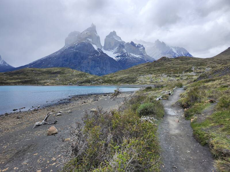 The trail leading toward Cuernos del Paine.