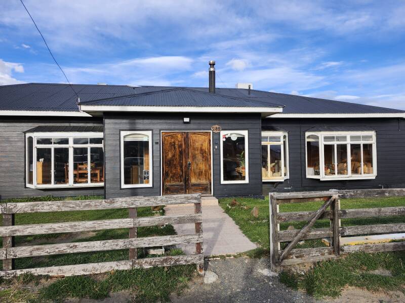 Exterior of Riverline Lodge in Cerro Castillo.