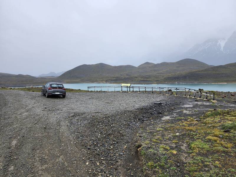 View to north over Lago Nordenskjöld.