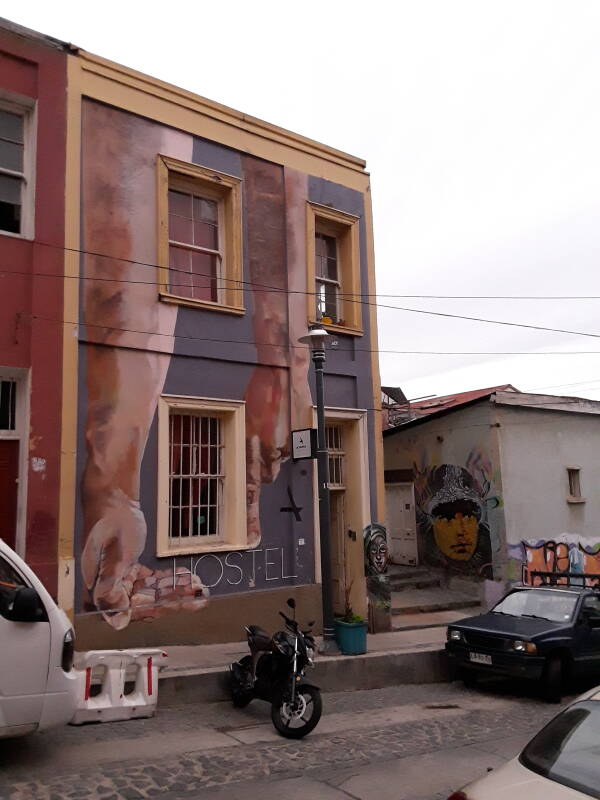 Acuarela Hostel on Templeman, on Cerro Alegre in Valparaíso, Chile