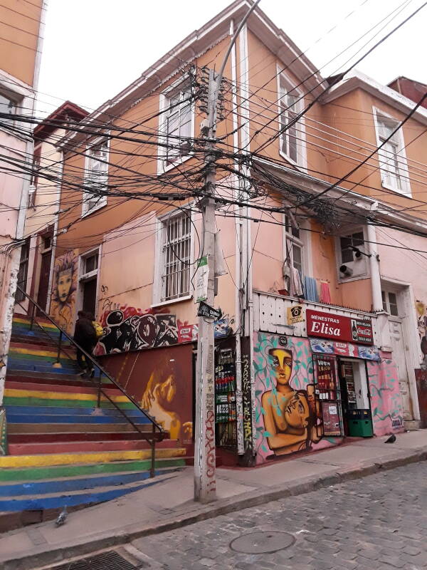 Walking up Cerro Alegre on Urriola in Valparaíso, Chile