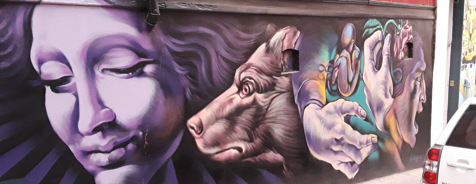 street art in Valparaíso.