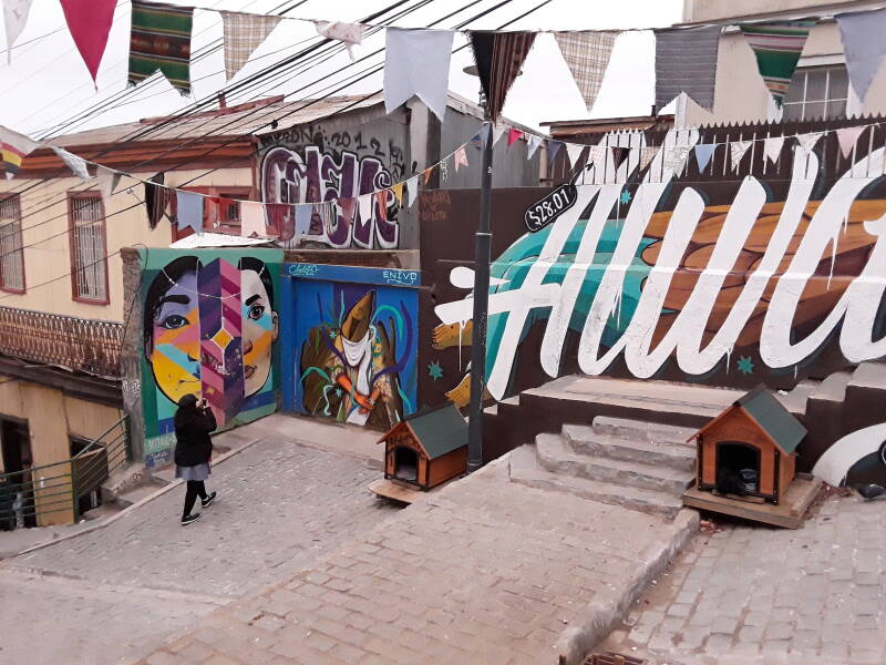 Walking up Cerro Alegre on Templeman in Valparaíso, Chile