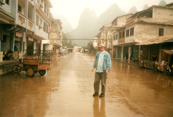 Standing on the main street through Xingping.
