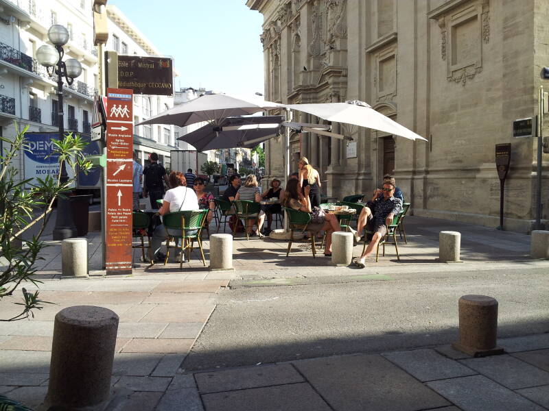 Breakfast at a sidewalk café in Avignon.