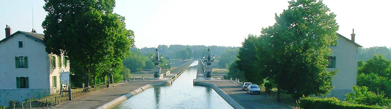 The Pont-Canal or Canal Bridge over the Loire River at Briare, in Burgundy, in central France.