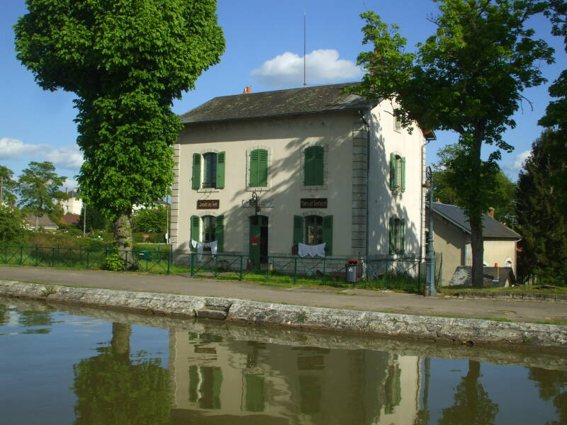 Old canal house at the east end of the Canal Bridge in Briare.