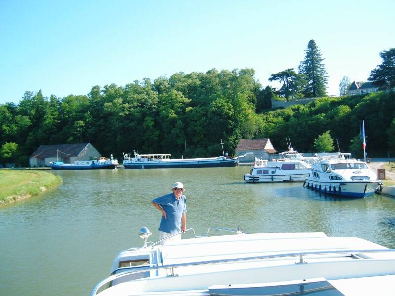 Boat basin at Châtillon-sur-Loire, now le Boat's rental operation and port.