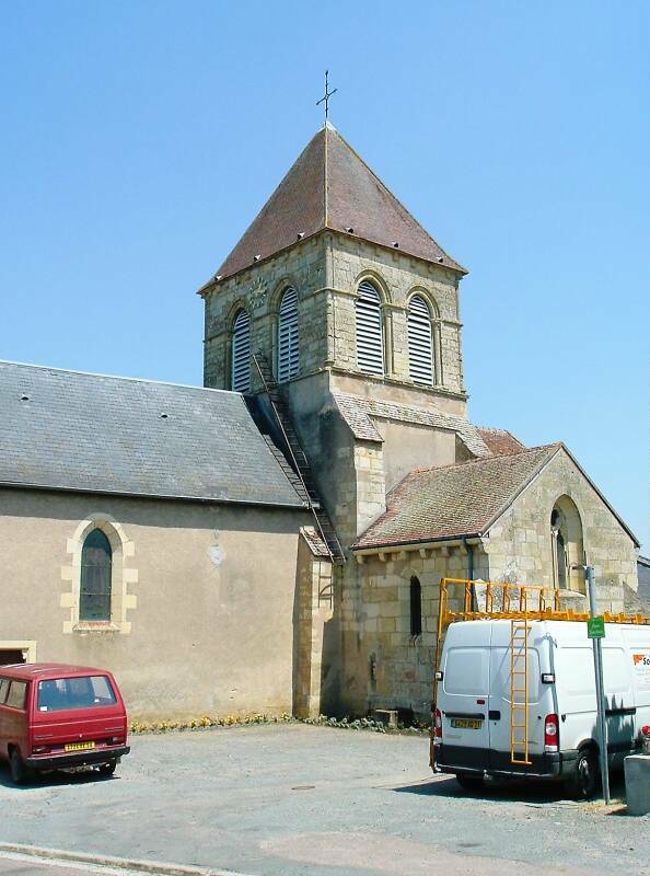 Church of Saint Martin in the center of Chevenon, south of Nevers