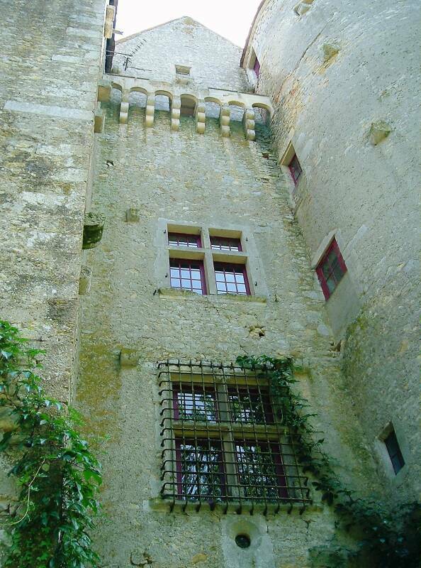 Château de Chevenon, south of Nevers near the Canal Latéral à la Loire.