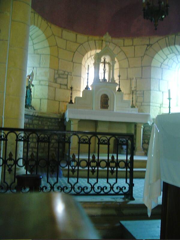 Inside the church at the center of Fleury-sur-Loire.