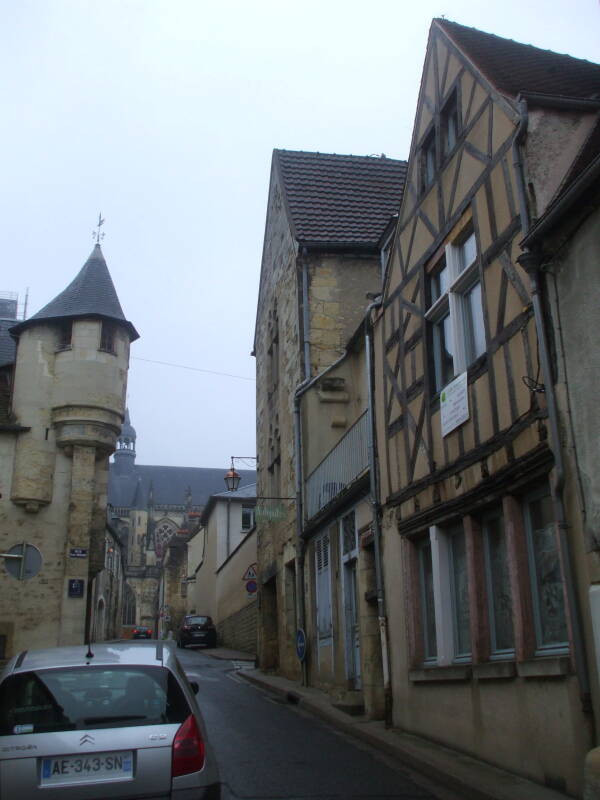 Walking up through the old city in Nevers.