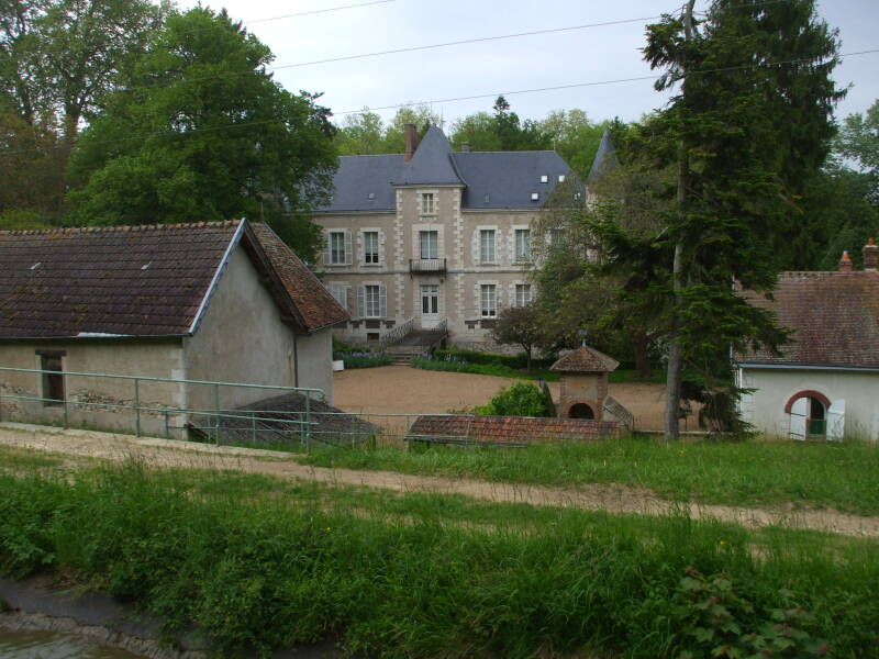 Nice homes in the village of Saint-Firmin-sur-Loire.