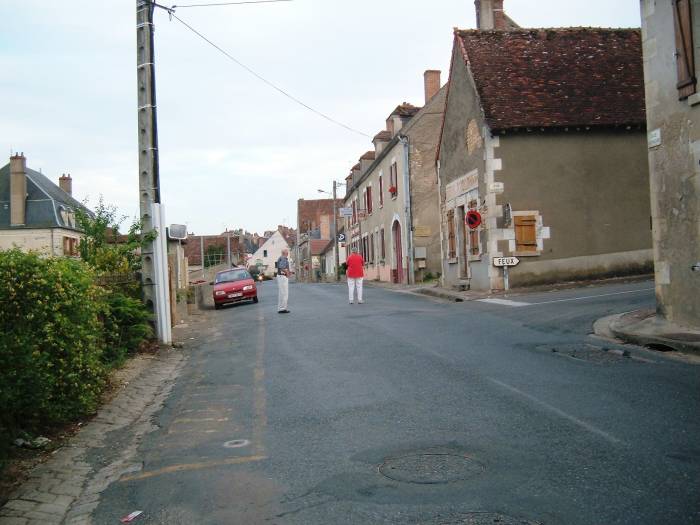 Walking through a quiet small town in central France.