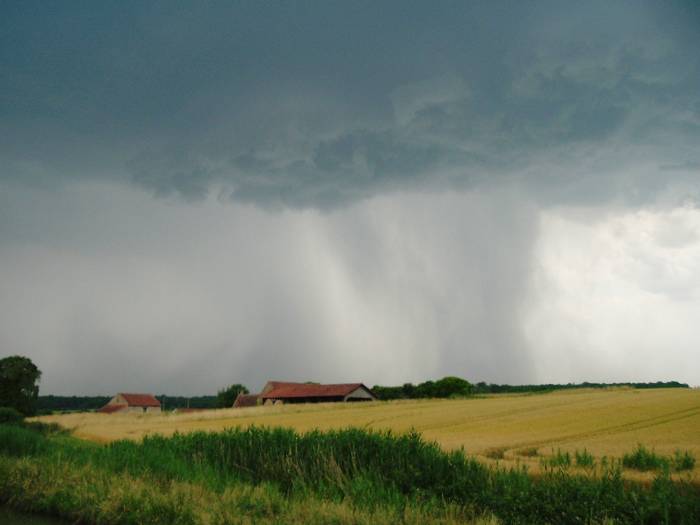 An approaching storm with severe turbulence