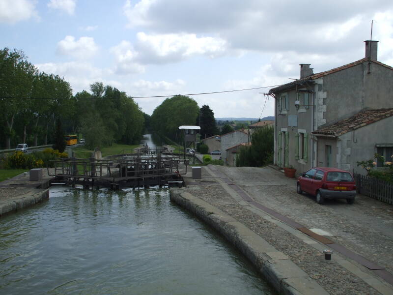 On the Canal du Midi en route from Trèbes to Caux-et-Sauzen.