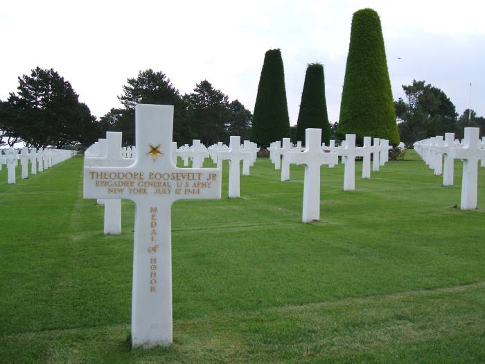 Brigadier General Theodore R. Roosevelt Jr's grave in the American cemetery at Colleville-sur-Mer.