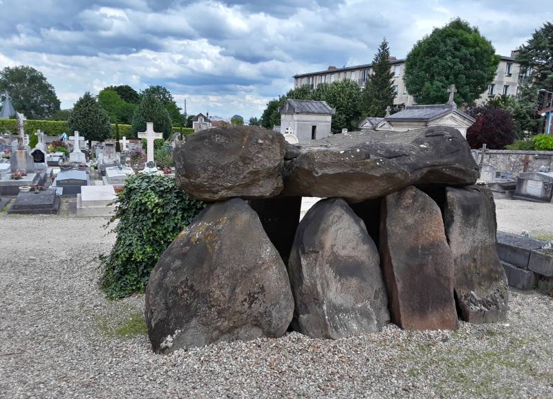 Dolmen in the cemetery at Meudon.