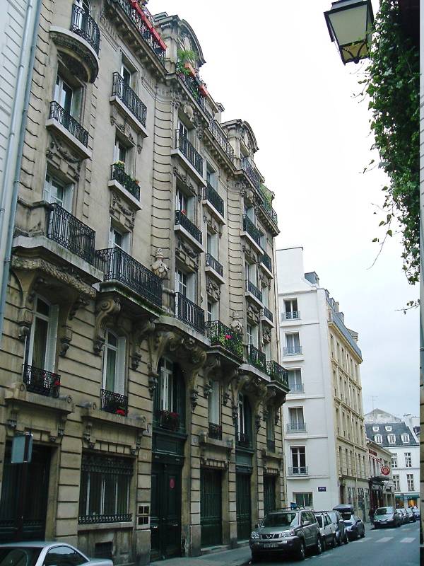 Rue Beautreillis 17, where Jim Morrison and Pamela Courson lived in Paris until Jim's death.