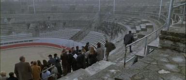 Chase and gunfight inside the Amphitheatre in Arles in the movie Ronin.
